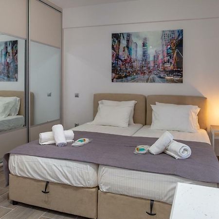 Ferienwohnung Gazi Square Luxury Studio Athen Exterior foto